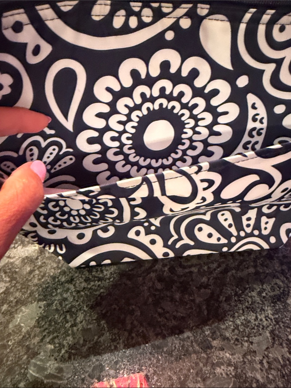 thirty-one Navy and White Paisley insulated lunch Tote with - Picture 2 of 5